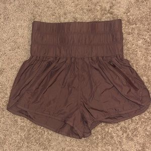 high waisted athletic shorts size xs